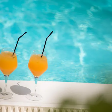 Aquarius Apartmanhotel 3*