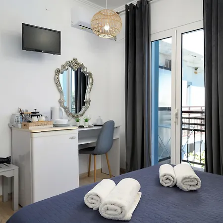 Aquarius Aparthotel 3*