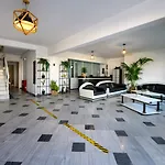Aquarius Apartmanhotel 3*
