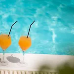 Aquarius Apartmanhotel 3*