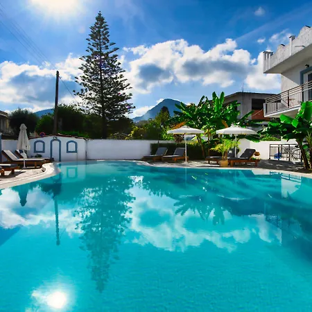 Aquarius Aparthotel 3*
